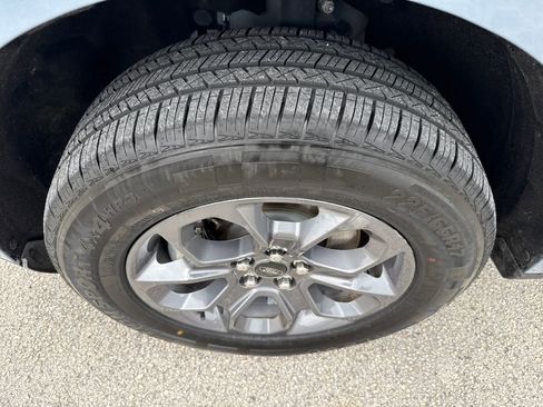 Used 2025 Ford Maverick XLT FWD image 12