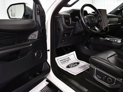 Used 2024 Ford Expedition Max Platinum image 14