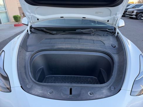 Used 2022 Tesla Model Y Performance image 21