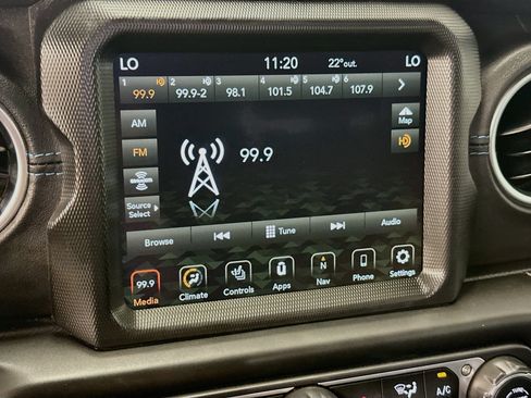 Used 2023 Jeep Wrangler Unlimited Rubicon 4xe w/ Cold Weather Group AWD/4WD image 21