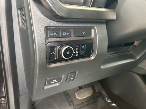 Used 2024 Ford F350 Lariat image 44