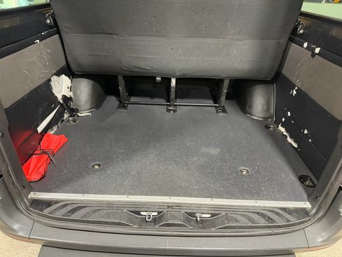 Used 2019 Mercedes-Benz Sprinter 2500 image 25