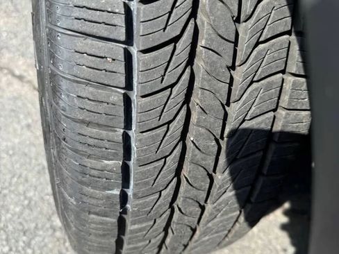 Used 2008 Volvo XC70 3.2 image 10