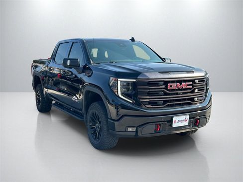 Used 2022 GMC Sierra 1500 AT4X image 3