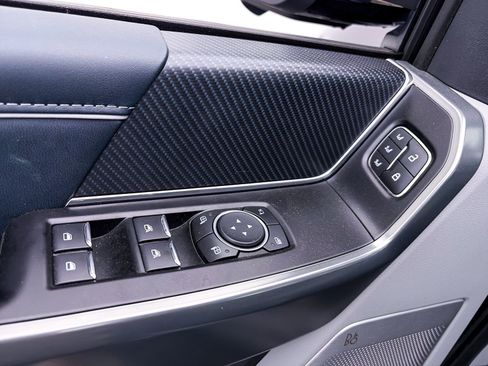 Used 2022 Ford F150 Limited AWD/4WD image 18
