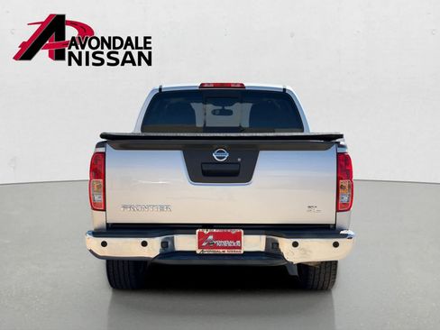 Certified 2019 Nissan Frontier SL RWD image 5