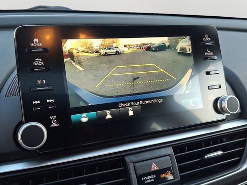 Used 2019 Honda Accord EX image 19