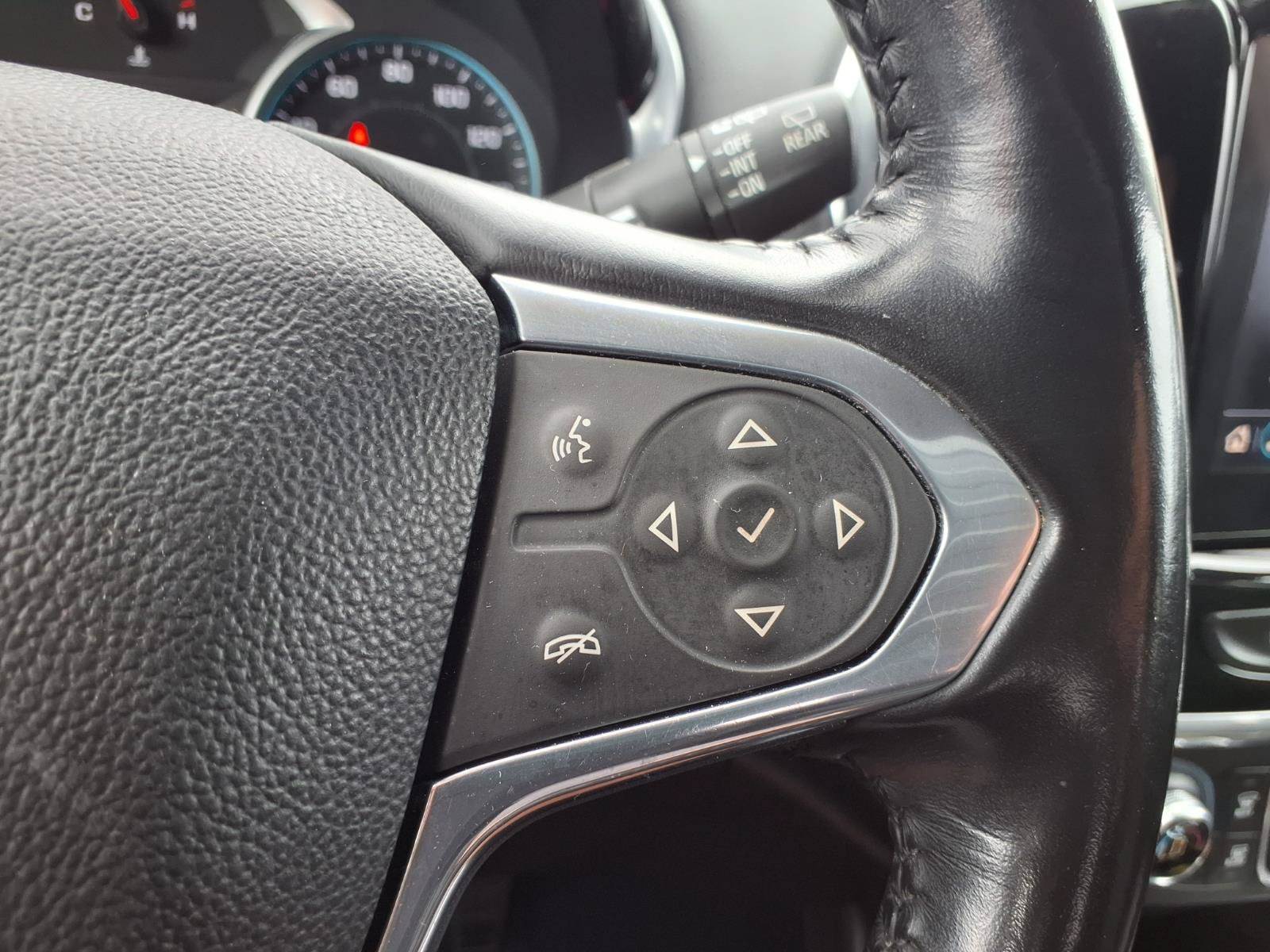 Used 2020 Chevrolet Traverse LT FWD image 13