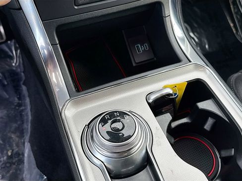 Certified 2022 Ford Edge ST image 14