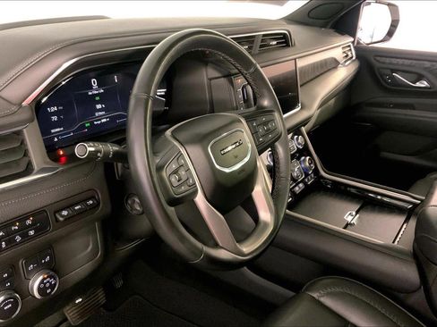 Used 2023 GMC Yukon Denali AWD/4WD image 14