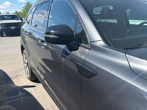 Used 2021 Kia Sorento EX AWD/4WD image 5
