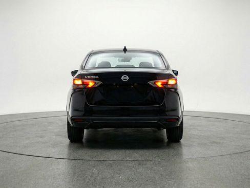 Used 2025 Nissan Versa SV image 7