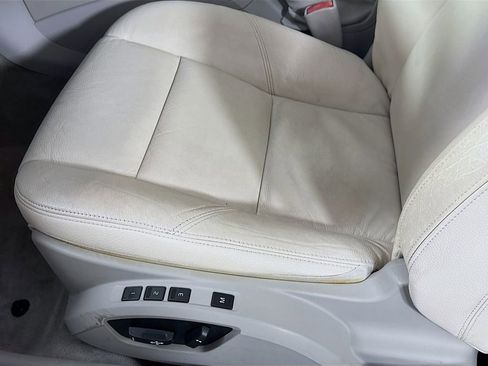 Used 2007 Volvo C70 T5 image 21