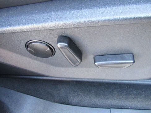 Used 2025 Ford Expedition Platinum AWD/4WD image 31