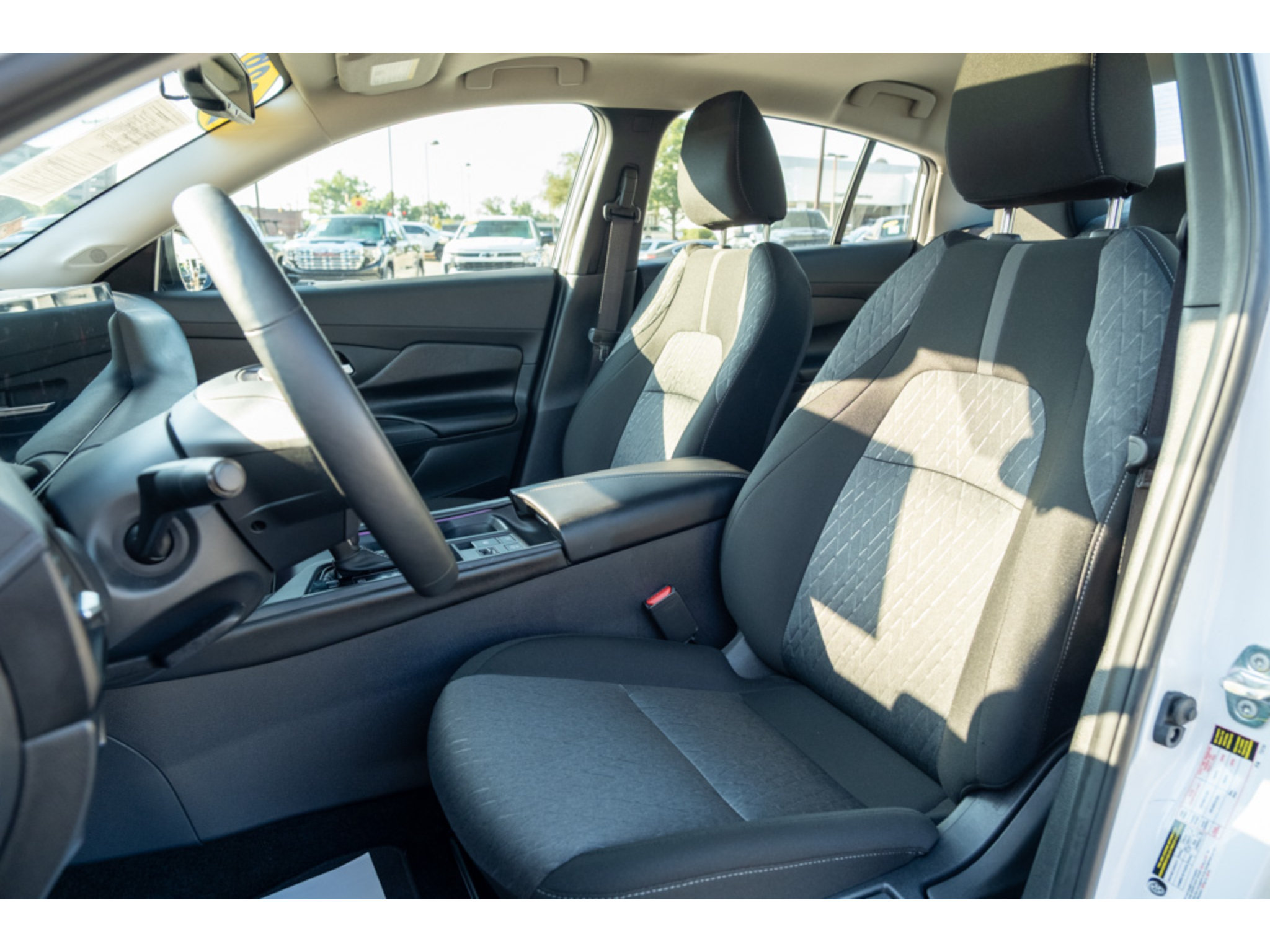 Used 2026 Nissan Sentra SV w/ SV Convenience Package FWD image 12