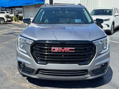Used 2023 GMC Terrain SLT w/ Tech Package