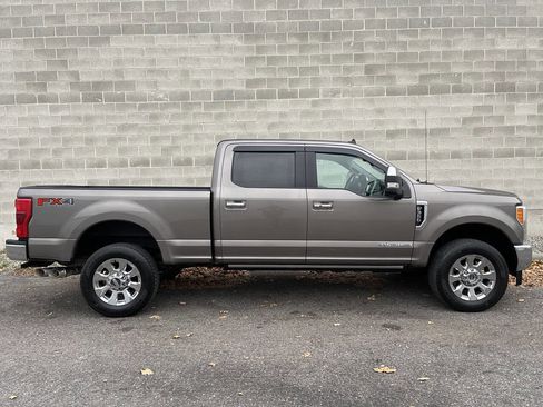 Used 2019 Ford F350 Lariat w/ Lariat Ultimate Package image 25