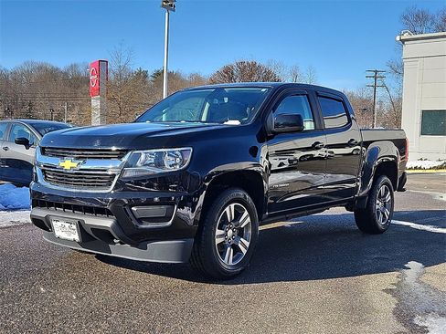 Used 2018 Chevrolet Colorado W/T w/ Custom Special Edition image 4