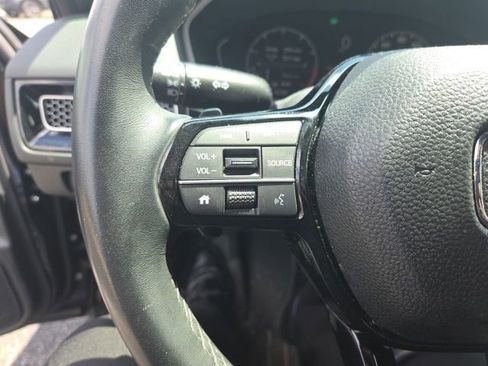 Used 2022 Honda Civic Sport image 9