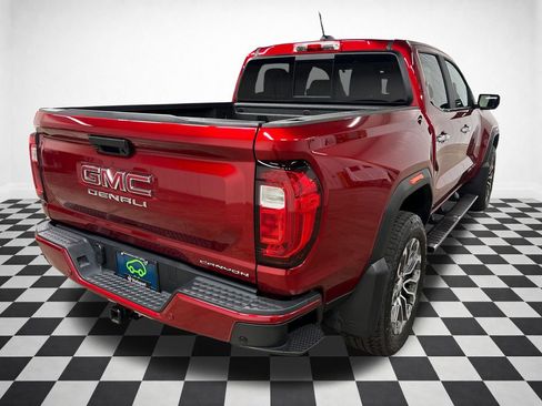 Certified 2024 GMC Canyon Denali AWD/4WD image 9