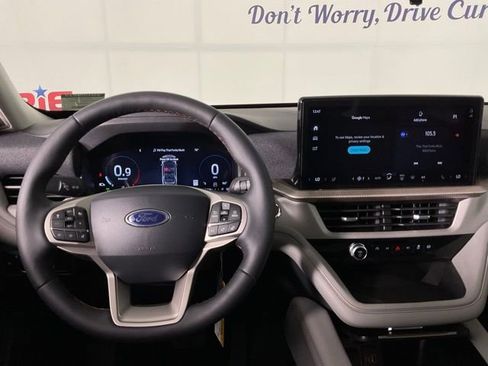 New 2025 Ford Explorer Active w/ Active Comfort Package image 18
