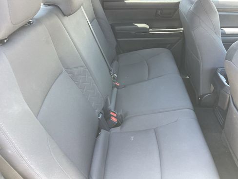 Used 2025 Toyota Tacoma SR5 AWD/4WD image 24