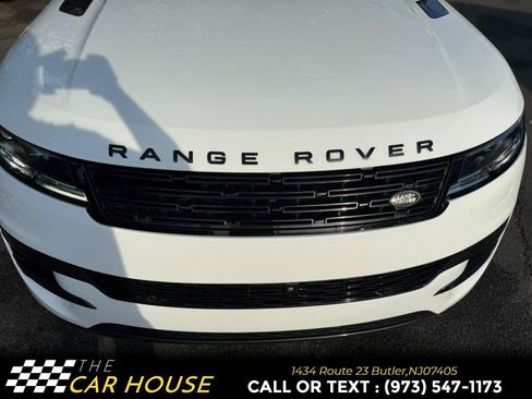 Used 2023 Land Rover Range Rover Sport SE AWD/4WD image 10