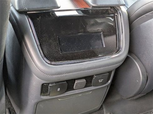 Used 2022 Lincoln Navigator 4WD image 19