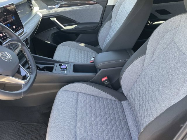 Certified 2026 Volkswagen Tiguan S FWD image 22