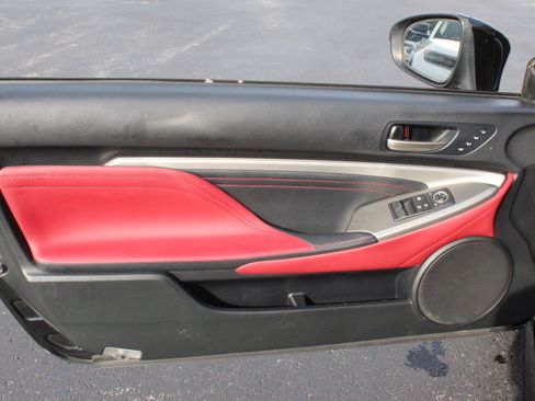 Used 2016 Lexus RC 200t RWD image 11