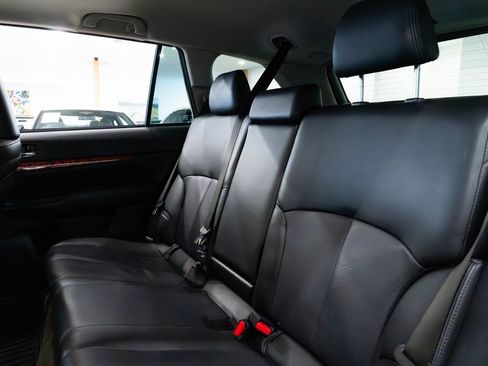 Used 2012 Subaru Outback 2.5i Limited w/ Moonroof Pkg image 21