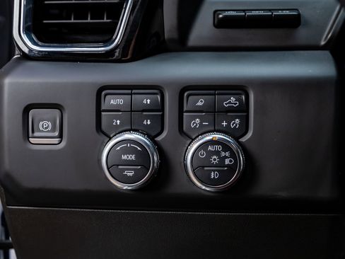 Used 2023 GMC Sierra 1500 Denali Ultimate AWD/4WD image 21