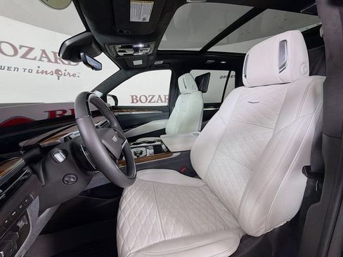 Used 2026 Cadillac Escalade Platinum Sport w/ LPO, ONYX Package AWD/4WD image 26