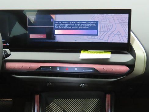 Certified 2025 BMW X3 xDrive30i w/ Convenience Package image 15