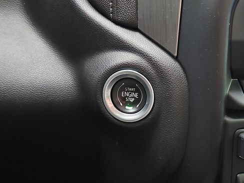 Used 2020 GMC Sierra 2500 Denali w/ Denali Ultimate Package image 24