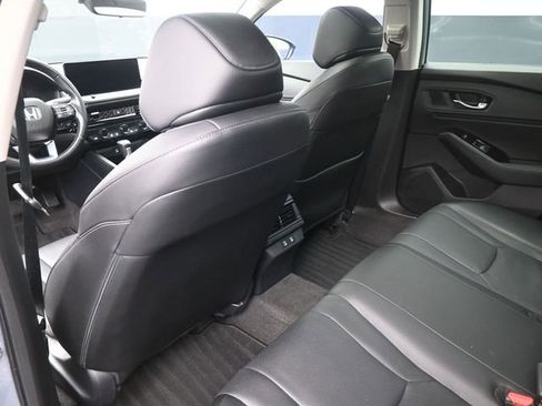 Used 2024 Honda Accord Touring image 10