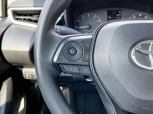 Used 2024 Toyota Corolla LE FWD image 27