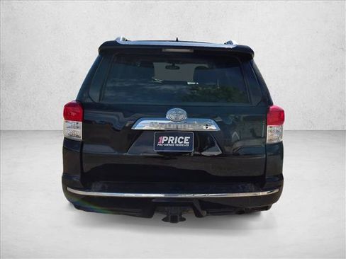 Used 2011 Toyota 4Runner Limited AWD/4WD image 6