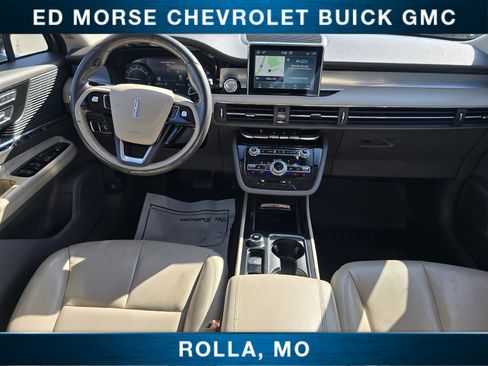 Used 2021 Lincoln Corsair AWD image 25