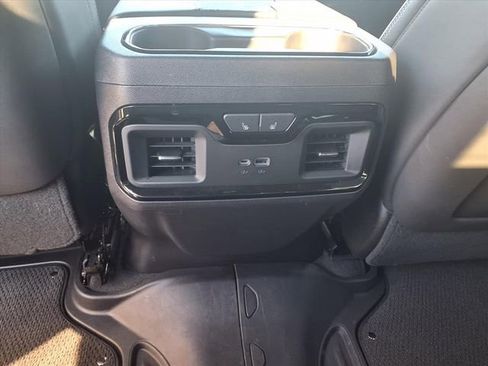 Used 2024 GMC Sierra 1500 AT4X image 23