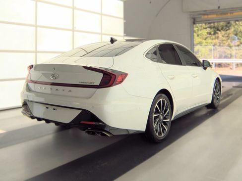 Used 2021 Hyundai Sonata Limited FWD image 3