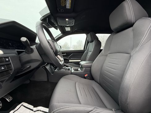 Used 2024 Toyota Tacoma TRD Sport image 26