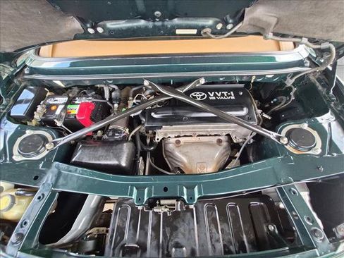 Used 2002 Toyota MR2 RWD image 18