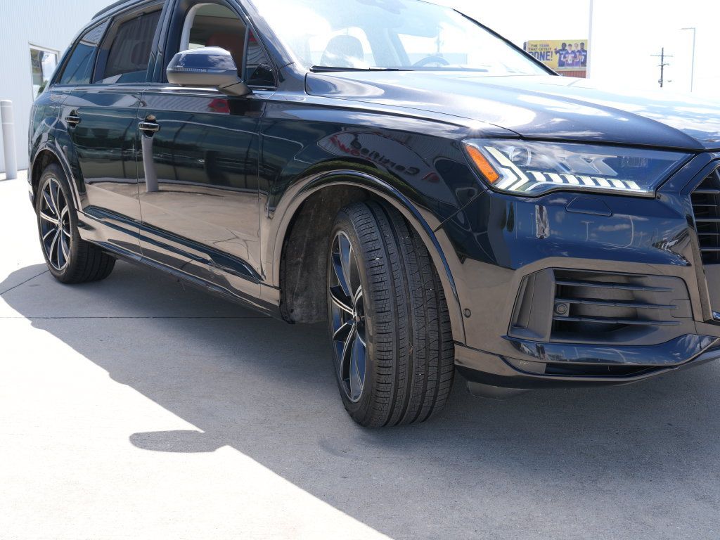 Used 2020 Audi Q7 3.0T Prestige w/ Prestige Package AWD/4WD image 10
