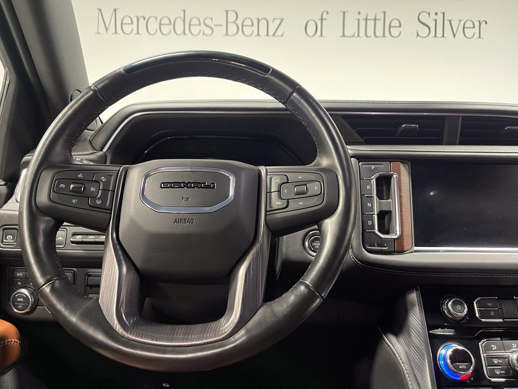 Used 2024 GMC Yukon XL Denali Ultimate AWD/4WD image 31