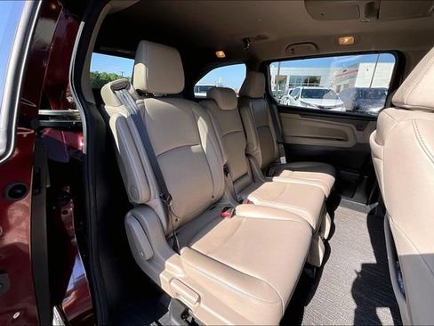 Used 2021 Honda Odyssey Touring image 27