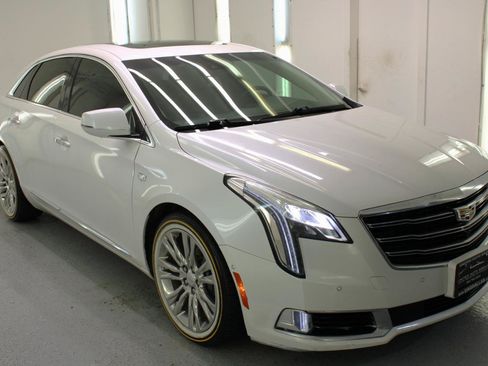 Used 2018 Cadillac XTS Luxury w/ Driver Awareness Package FWD image 12