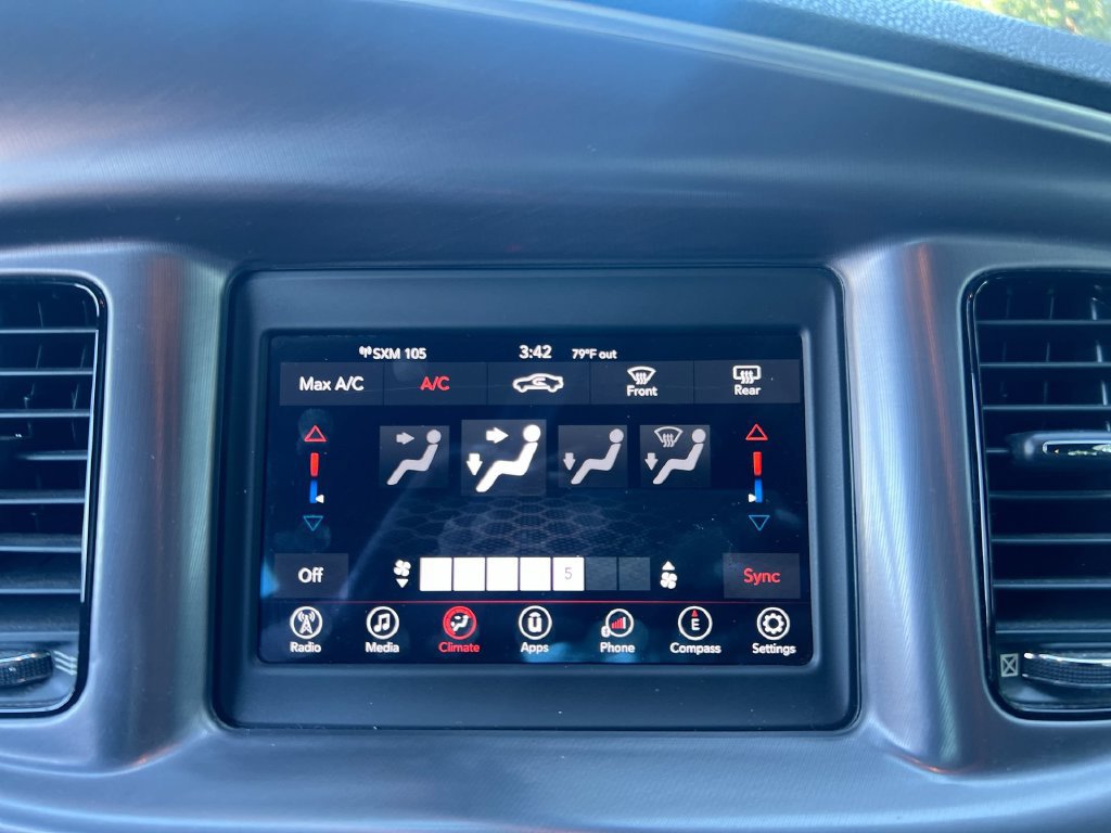 Used 2019 Dodge Charger SXT w/ Blacktop Package RWD image 16