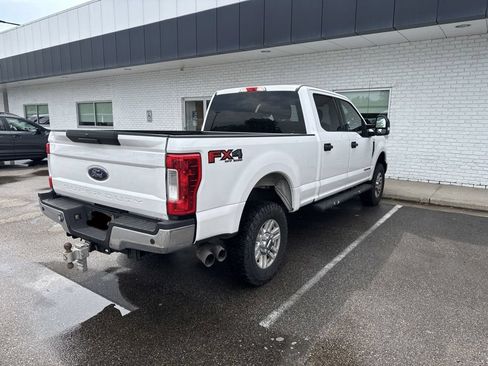 Used 2018 Ford F250 XLT w/ XLT Value Package AWD/4WD image 7