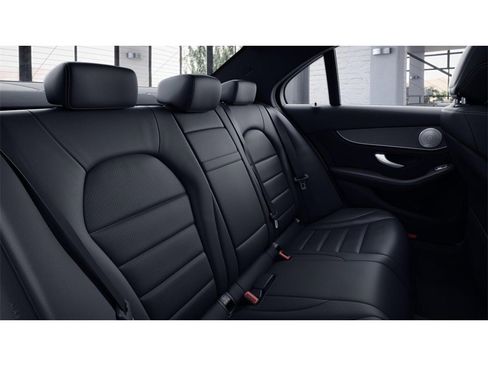 Used 2021 Mercedes-Benz C 300 4MATIC Sedan image 5